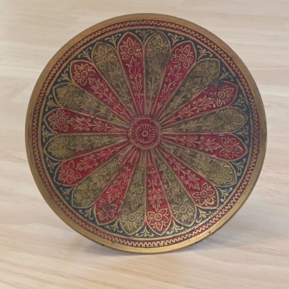 Vintage Brass Metal Colorful Mini Round Plate Decoration with Stand